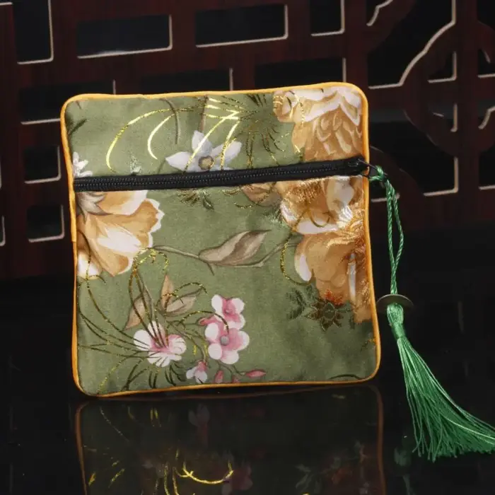 Pochette à monnaie brodée en tissu, motif floral, avec pendentif en cuivre, sac de rangement pour bi