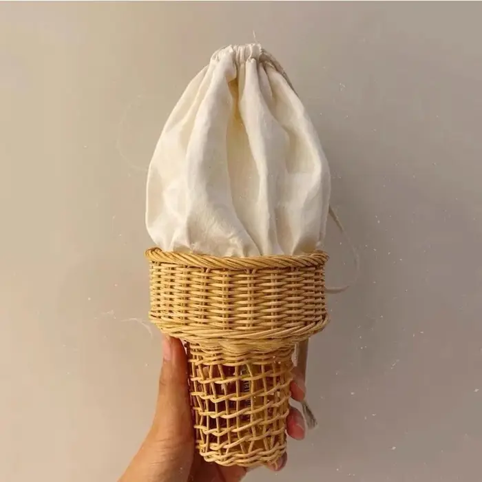 Petit sac à main en forme de crème glacée