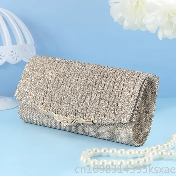 Pochette vintage française pour femme