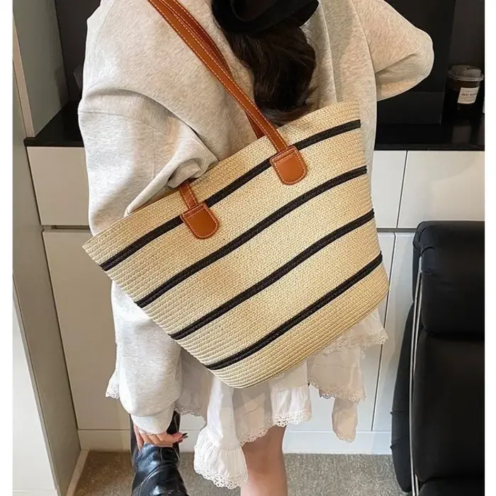 Sac à langer en cuir de luxe élégant