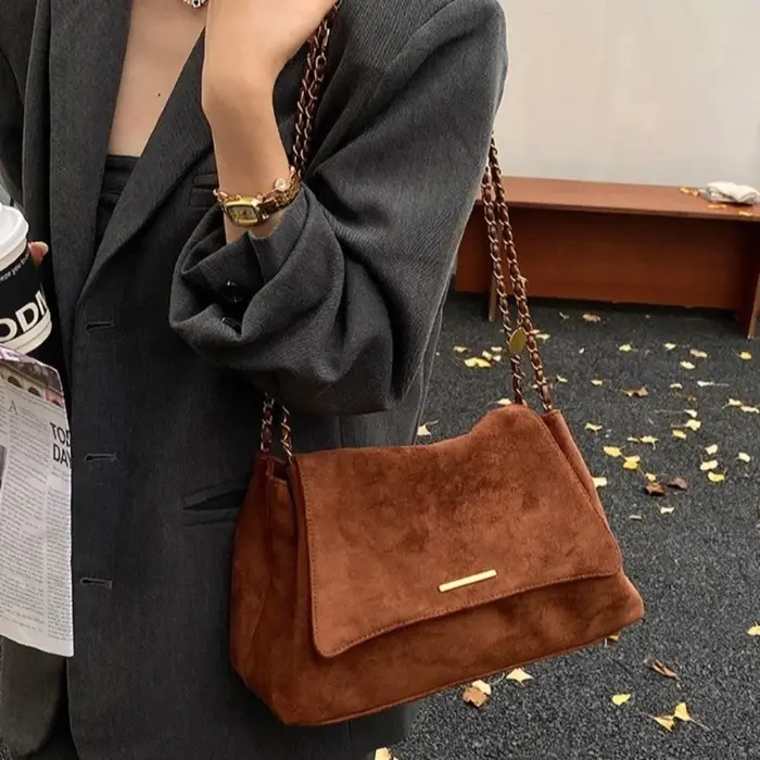 Sac fourre-tout en daim à une épaule