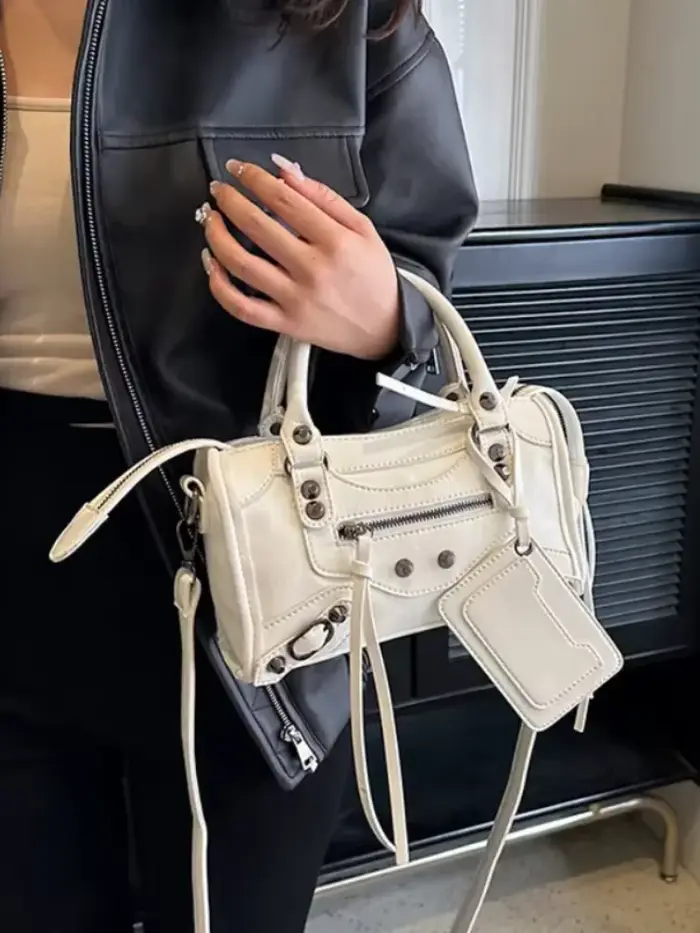 Sac à main à Rivets de grande capacité pour femmes