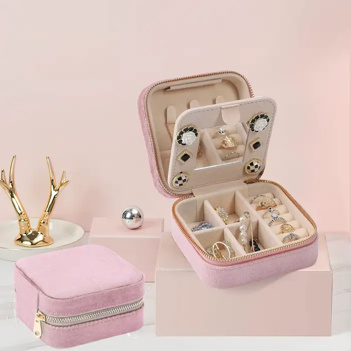 Boîte à bijoux de voyage en velours