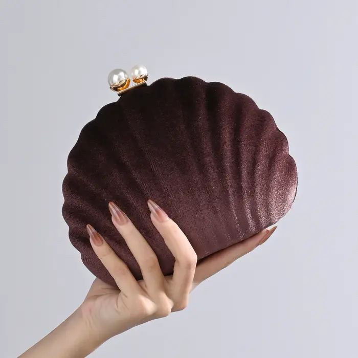 Sac à bandoulière simple en forme de coquille de velours haut de gamme avec poignée perlée pour les fêtes à dîner, sac à main de tempérament personnalisé