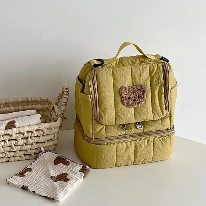 Sac à couches léger et portable