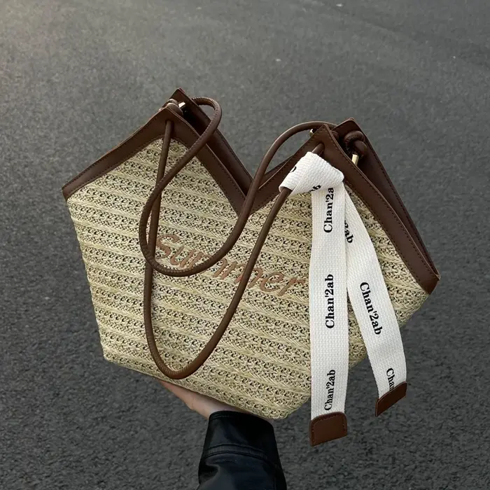 Sac fourre-tout tendance pour l'été - Nouvelle collection 2026