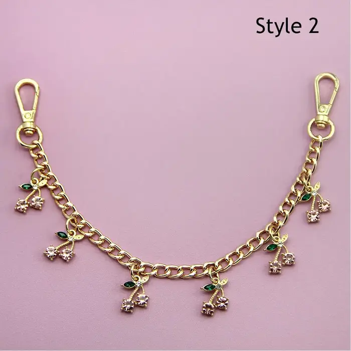 Porte-clés de luxe pour sac aux cerises, diamant cerise, breloques pour sac à main pour fille, accessoire de sac à faire soi-même, chaînes métalliques à couches douces