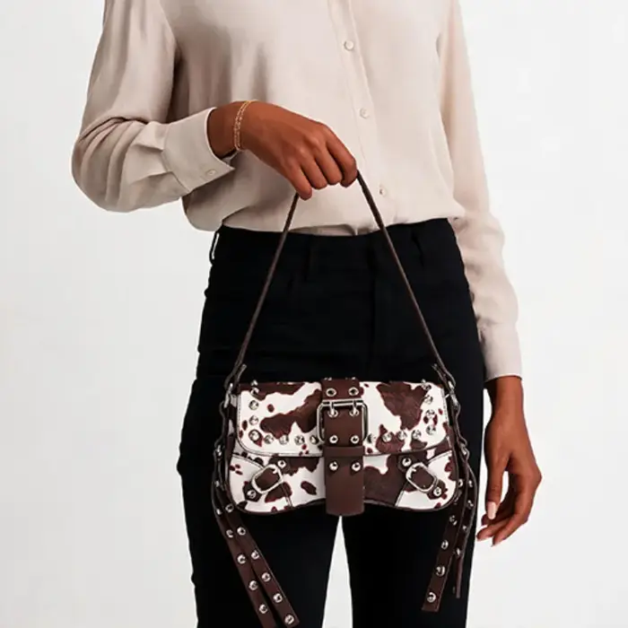 Sac bandoulière en jean à rivets pour femme