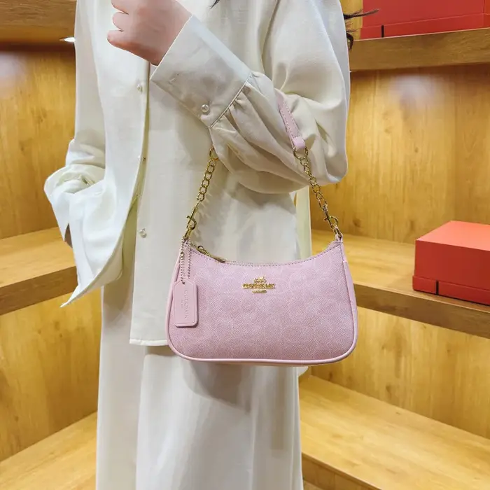 Sac messager élégant en cuir de créateur pour femme, sac à bandoulière classique vintage pour femme, sac à main haut de gamme pour femme, sac à l'épaule sous le bras