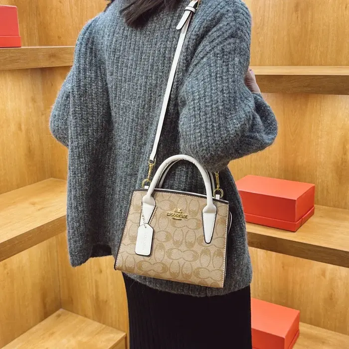 Sacs à langer simples et tendance pour femmes