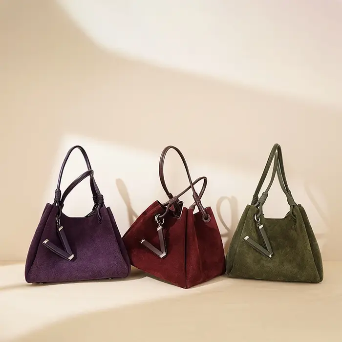 Sac à bandoulière en cuir suédé de luxe