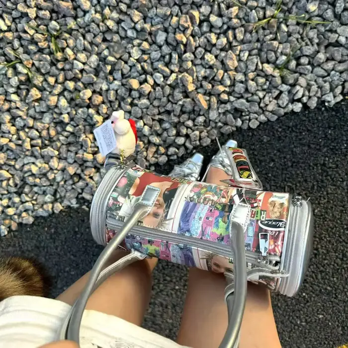 Sac pour Firls 2025 Y2K Riri filles mode nouveau profil européen photos PU cylindre sac à bandoulière sac à main