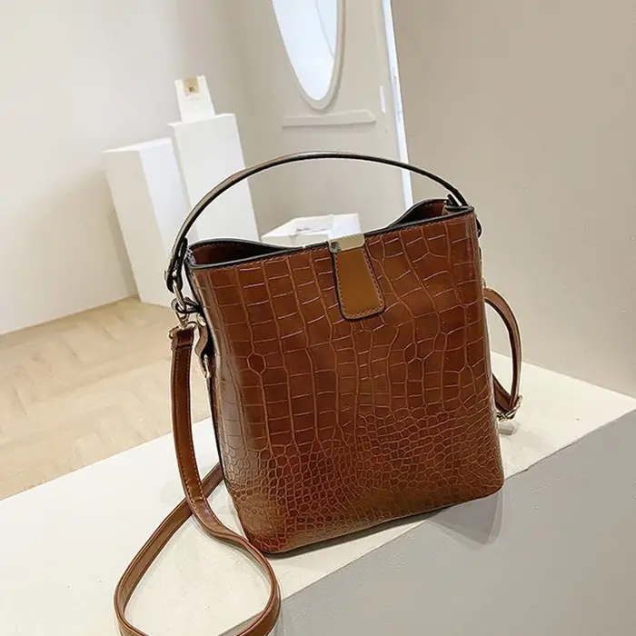 Sac à main vintage en cuir d'alligator pour femmes