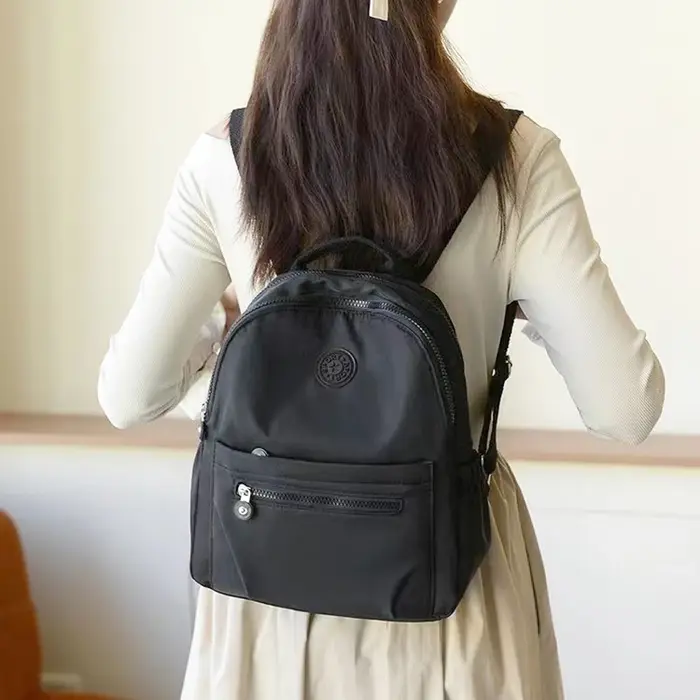 Coréen Nylon sac à dos femmes décontracté couleur unie petit cartable sac de voyage pour adolescent étudiant école sac à dos maman sac rюкзак