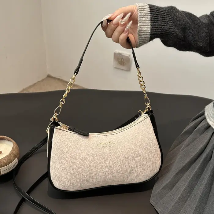 Sac à bandoulière avec pendentif cerise pour femmes