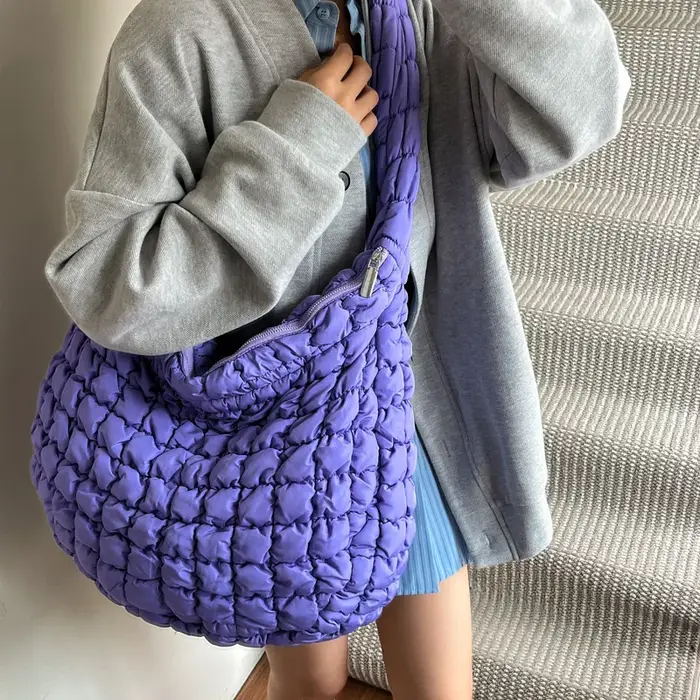 Sac à bandoulière Hobo avec Design plissé