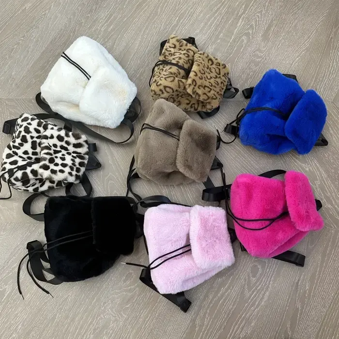 Sac à Dos de Luxe en Fausse Fourrure pour Femme