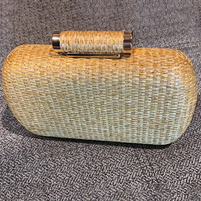 Pochette en paille pour femmes