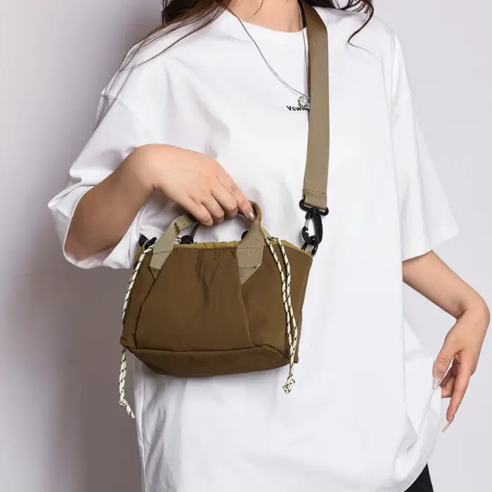 Niche Mini Petit sac léger et simple à cordon pour rouge à lèvres