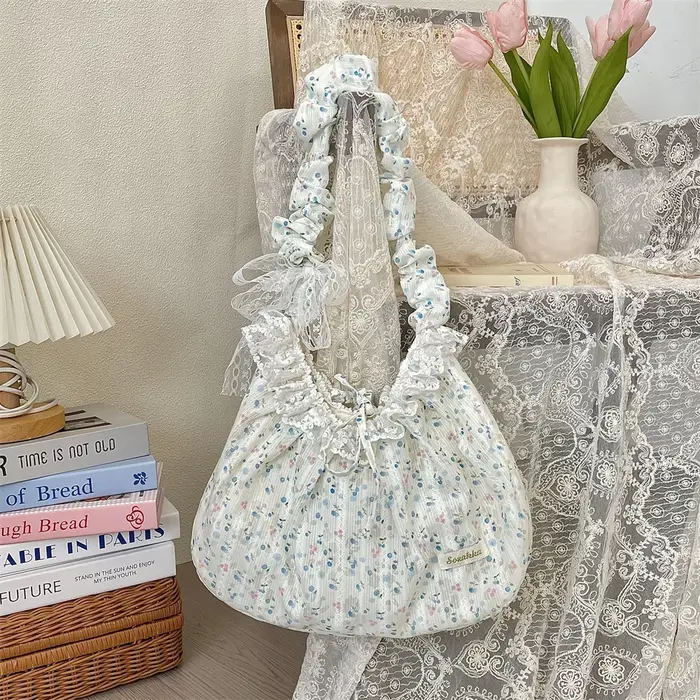 Sac à main élégant en dentelle fraîche