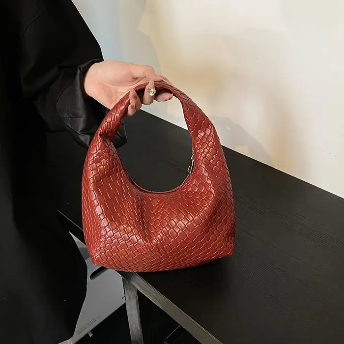 Sac à main Hobo classique pour femme 2026 en cuir PU souple tressé et gaufré