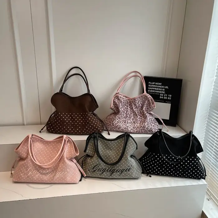 Sacs fourre-tout pour femmes