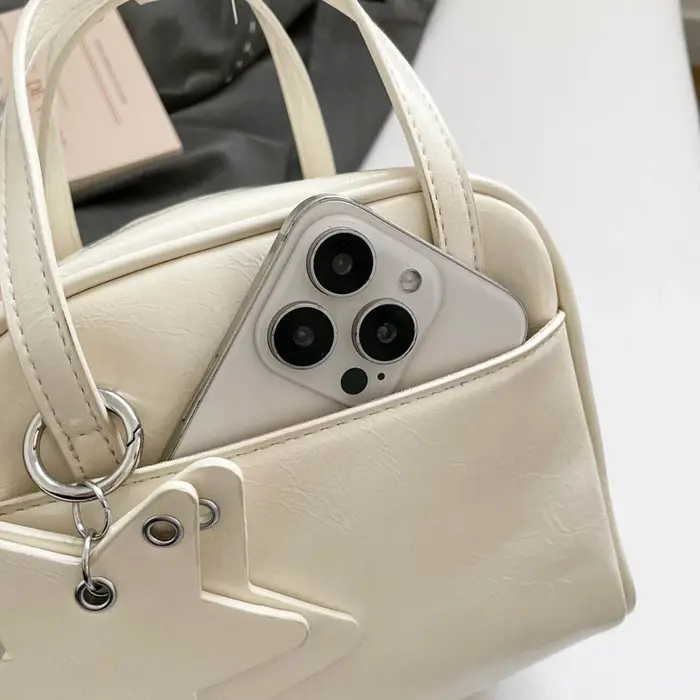 Sac à main en cuir souple pour femme