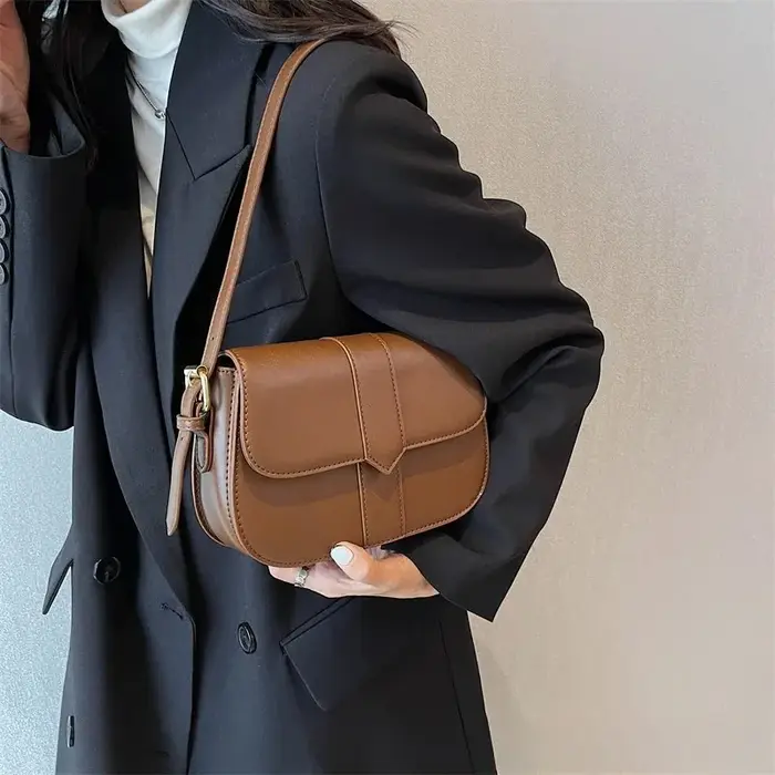Sac à main tendance pour femme style urbain – Nouvelle collection automne – Sac carré simple et élégant – Qualité supérieure – Vente flash de la saison