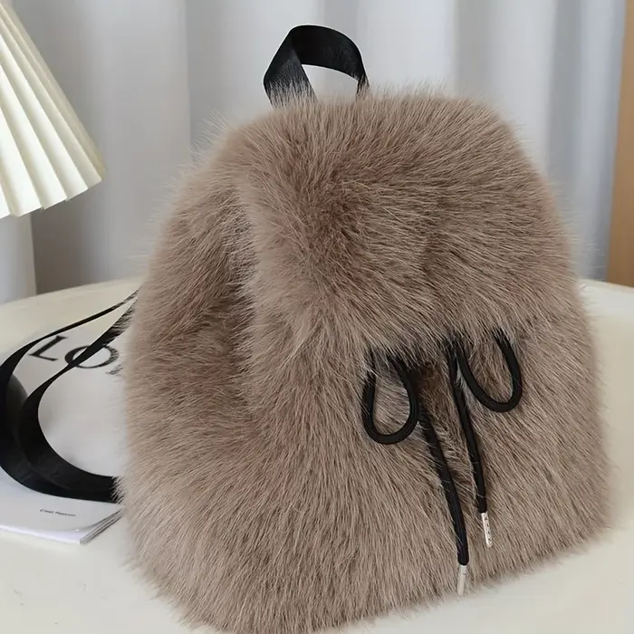 Sac à dos en fausse fourrure pour femme avec fermeture à cordon réglable Sac à dos pour usage formel décontracté Mini sac à dos Sac à texture douce