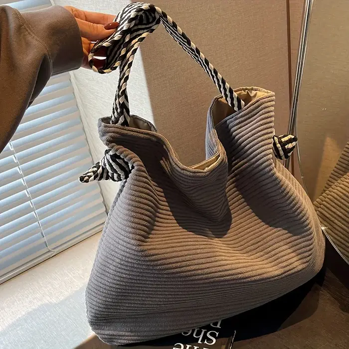 Sac fourre-tout en velours côtelé pour femmes