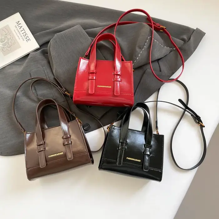 Sac à Main rouge marque petit Sac carré pour femmes couleur unie en cuir Pu Sac à bandoulière dame noir café Sac un fourre-tout principal