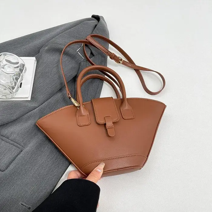 Sac à main marron noir pour femmes, sac de transport de grande capacité, seau de styliste, sac à ban