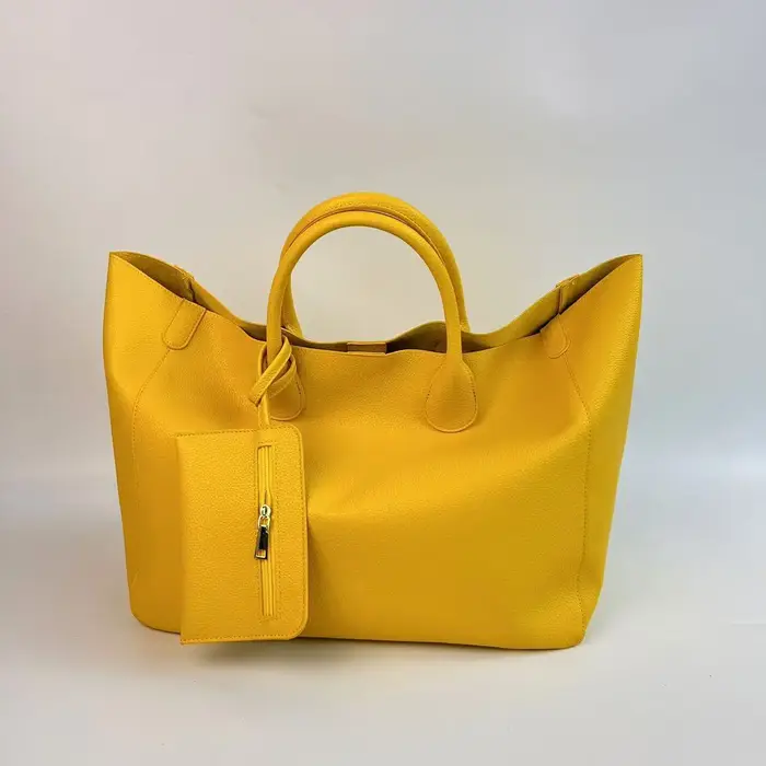 Sac à main surdimensionné en cuir végétalien pour femme