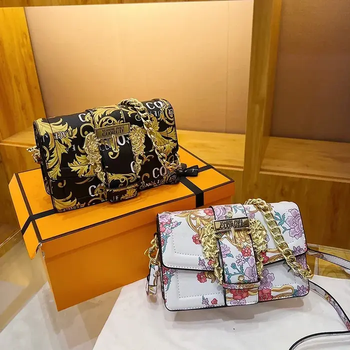 Sac messager pour femme en cuir de chèvre
