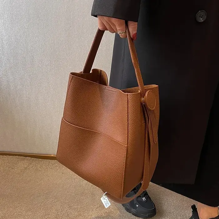 Nouveau sac seau en cuir marron CEEKAY 2026