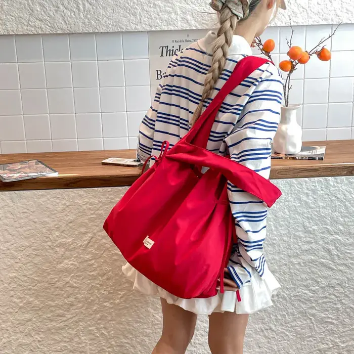 Nouveau Sac à Bandoulière Coréen 2026 Grande Capacité Décontracté Polyvalent Tendance Couleur Unie Sac à Main Style Urbain Doux