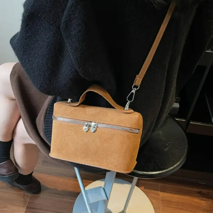 Sac à bandoulière polyvalent en daim de luxe pour femmes
