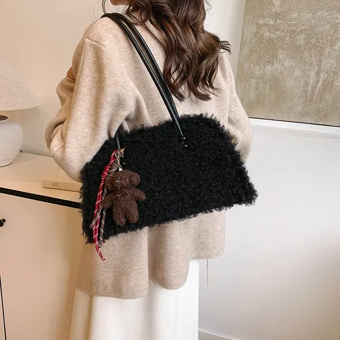 Sac à main en laine d'agneau de luxe pour femme