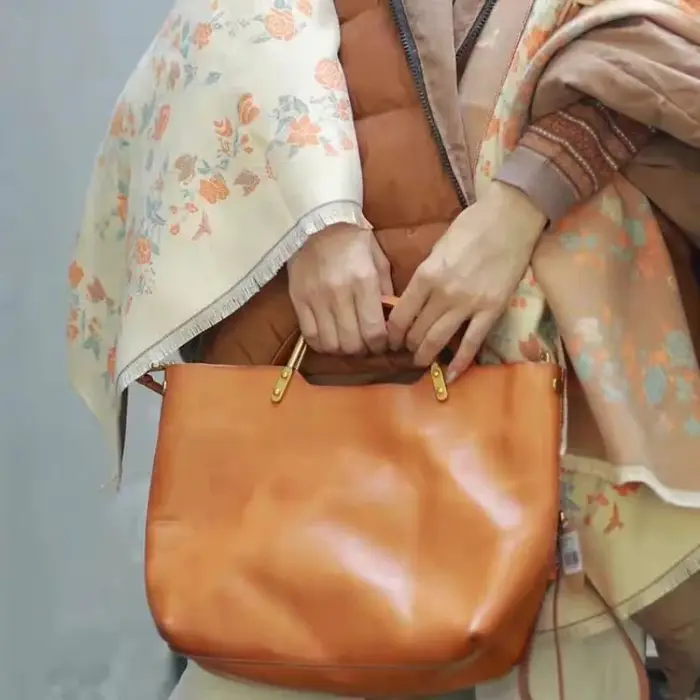 Sac fourre-tout en cuir souple pour femmes