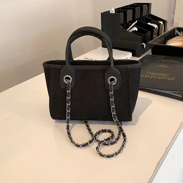 Nouveau sac seau européen américain 2025 marée femme grande capacité poche simple épaule diagonale chaîne sac fourre-tout