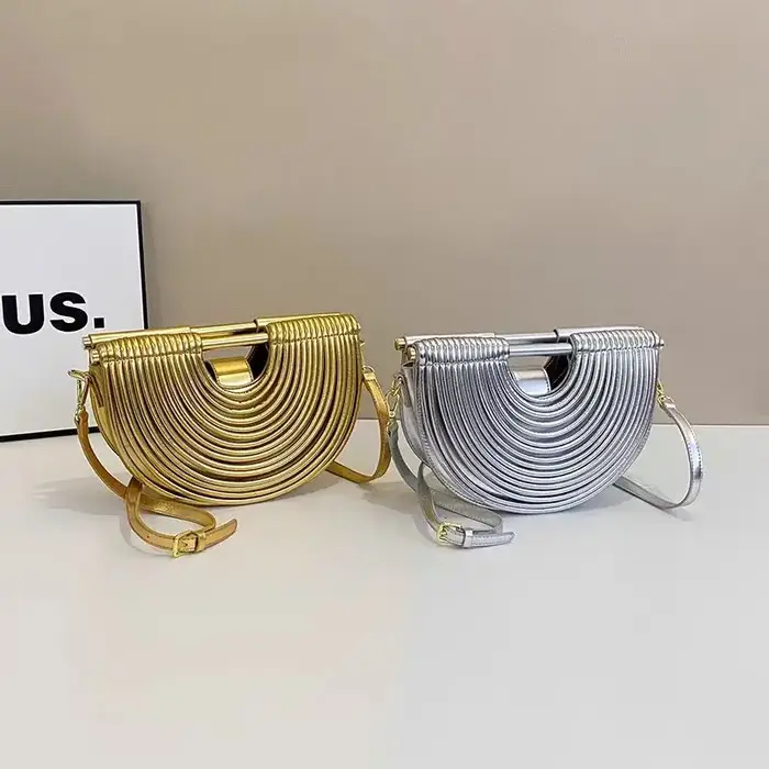 Sacs à main pour femmes 2026 nouveau or luxe marque de créateur lune tissé