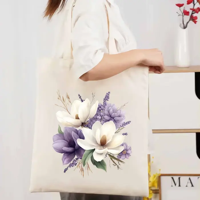 Sac fourre-tout en toile crème avec magnolia et imprimés floraux lavande pour un usage quotidien et 