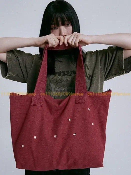 Sac fourre-tout en toile rouge 2026
