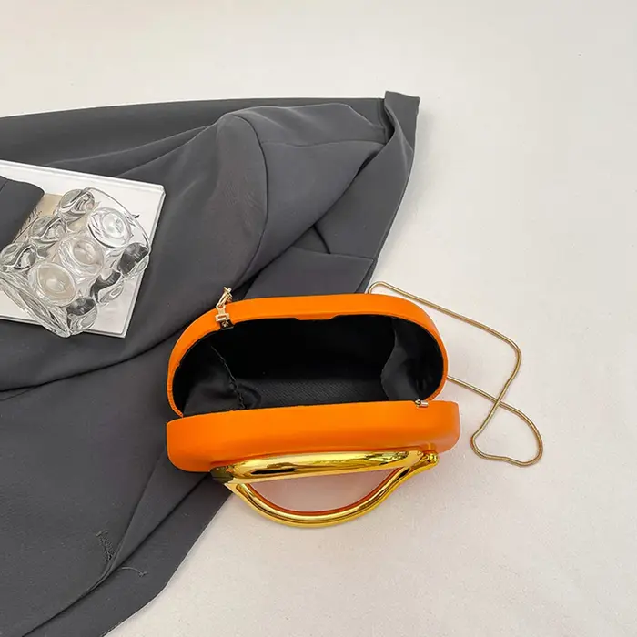 Pochette tendance en cuir PU pour femmes