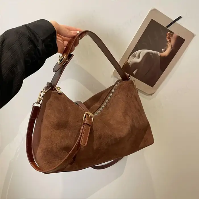 Sac à main hobo en daim pour femme
