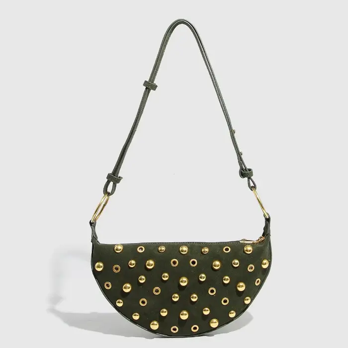 Sac à bandoulière clouté de styliste