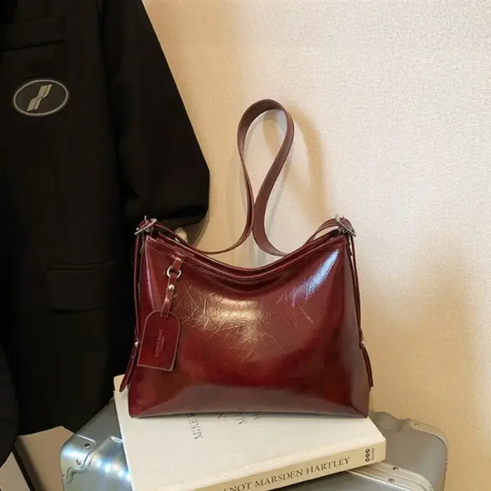 Sac à main en cuir chic et classique pour femme