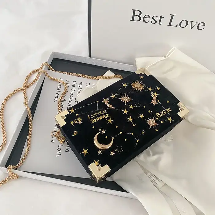 Petit sac carré en velours pour femmes, nouvelle mode coréenne brodée, chaîne polyvalente, sac messa
