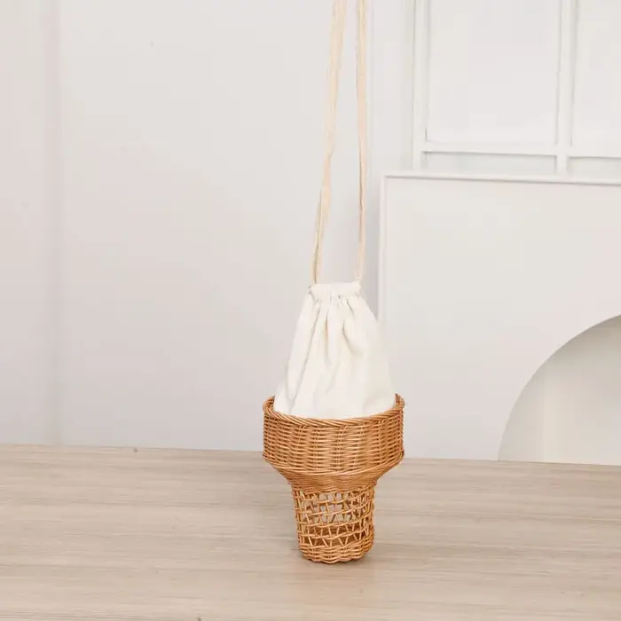 Petit sac à main en forme de crème glacée