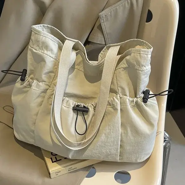 Sac fourre-tout de grande capacité